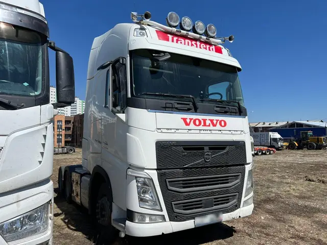 Volvo FH 6x2 Седельный тягач, фото 2