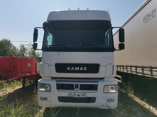 КАМАЗ 5490 4x2 Седельный тягач