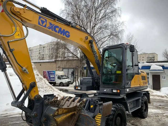 XCMG XE225 Экскаватор