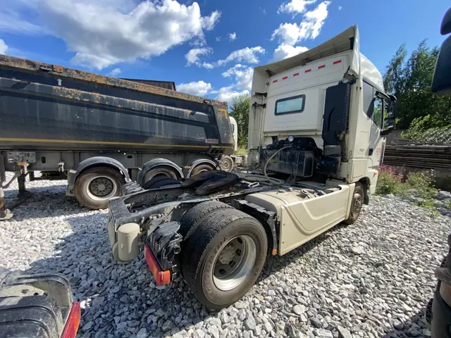 Foton AUMAN 4x2 Седельный тягач, фото 3