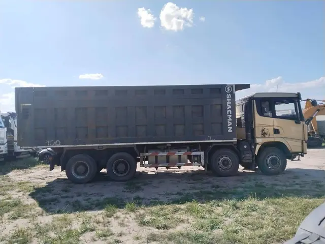 Shacman SX* 8x4 Самосвал, фото 5