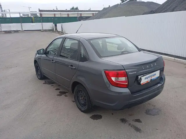 LADA Granta седан Классик 24 Кондиционер 1.6 90 л.с. МТ, фото 4