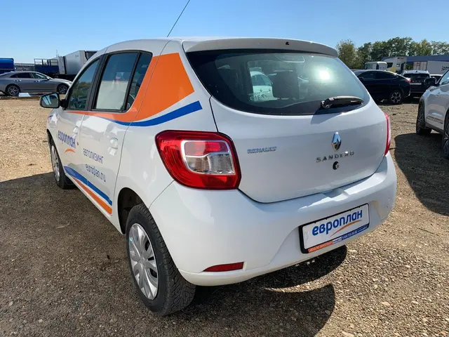 Renault Sandero 1.6 Access, фото 4