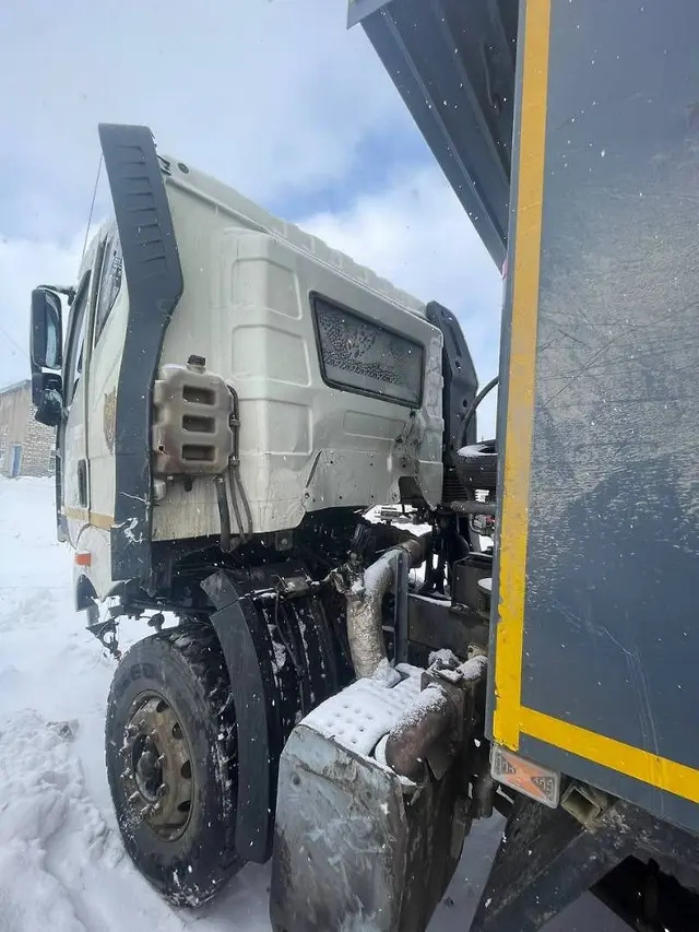 FAW J6 8x4 Самосвал, фото 5