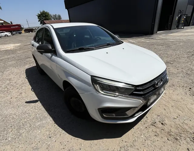 LADA Vesta седан, фото 2