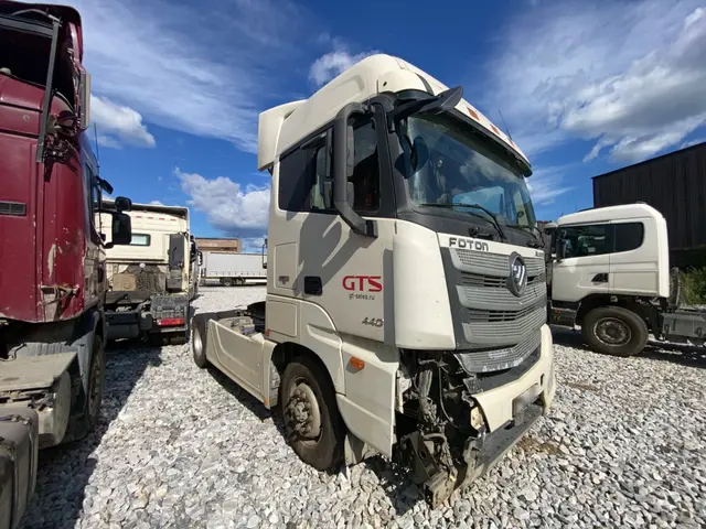 Foton AUMAN 4x2 Седельный тягач, фото 2