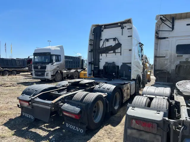 Volvo FH 6x2 Седельный тягач, фото 3