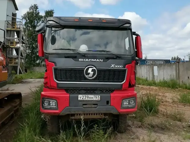 Shacman SX* 6x6 Самосвал