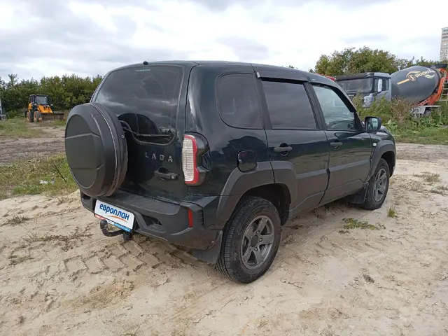 LADA Niva Travel Комфорт 1.7 80 л.с. МТ, фото 3