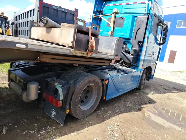Foton AUMAN 4x2 Седельный тягач, фото 3