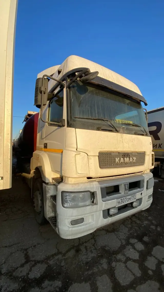 КАМАЗ 5490
