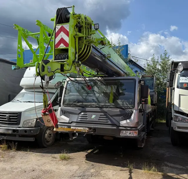 Zoomlion ZTC* 6x4 Автокран