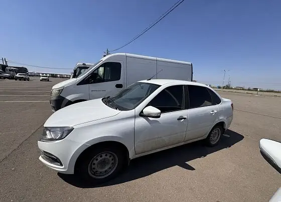 LADA Granta, фото 3