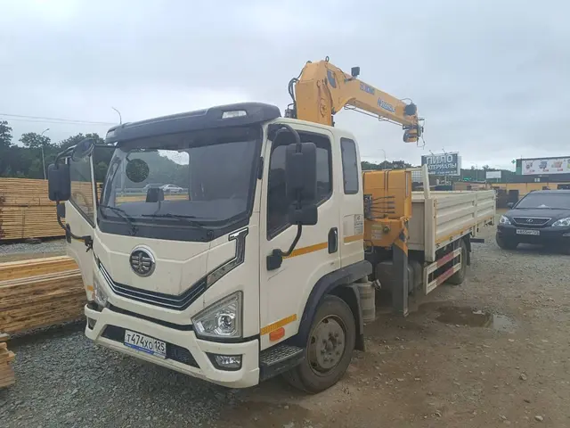 FAW Tiger V 4x2 Бортовой с КМУ, фото 3