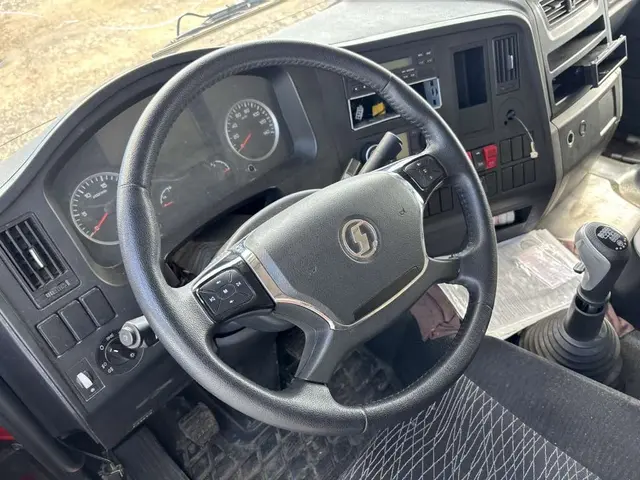 Shacman SX* 8x4 Самосвал, фото 5