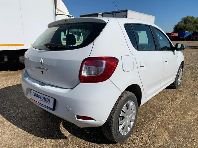 Renault Sandero 1.6 Access, фото 3