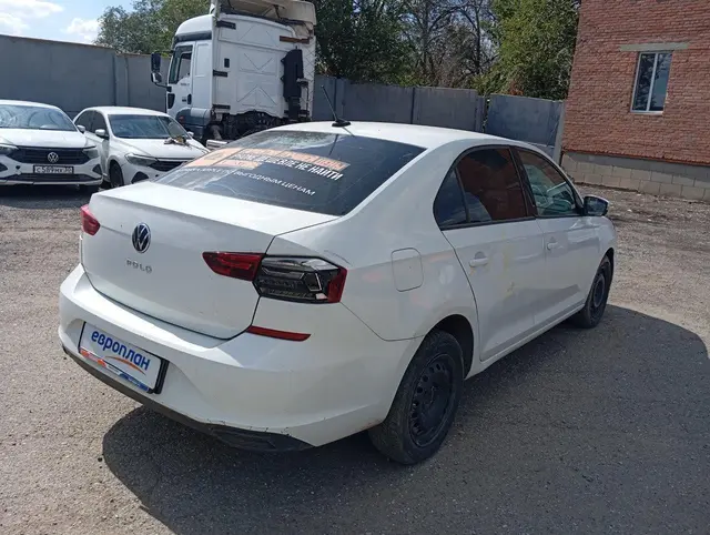 Volkswagen Polo Респект 1.6 90 л.с. МТ, фото 3