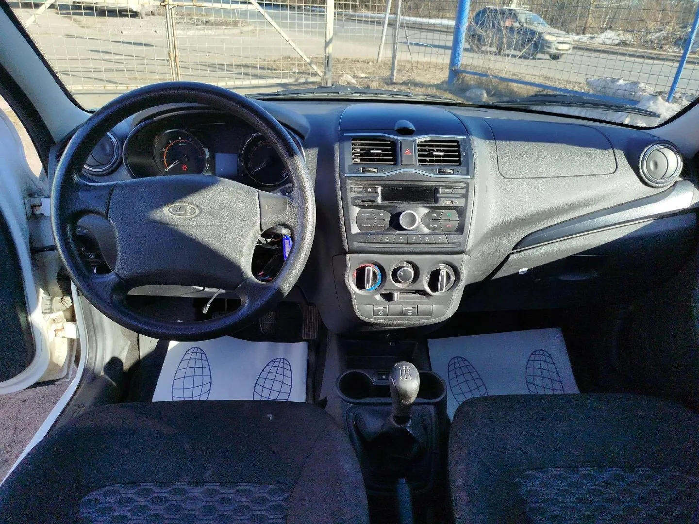 LADA Granta седан Классик 24 Кондиционер 1.6 90 л.с. МТ, фото 5