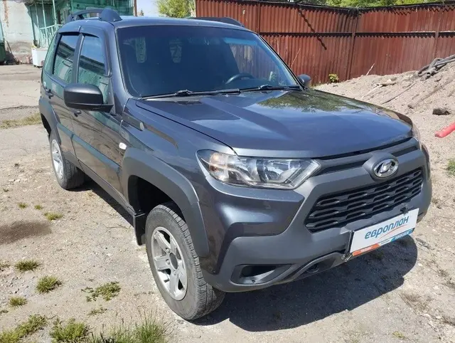 LADA Niva Travel Комфорт 22 1.7 80 л.с. МТ