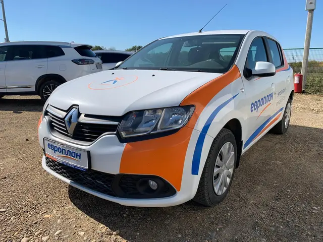 Renault Sandero 1.6 Access