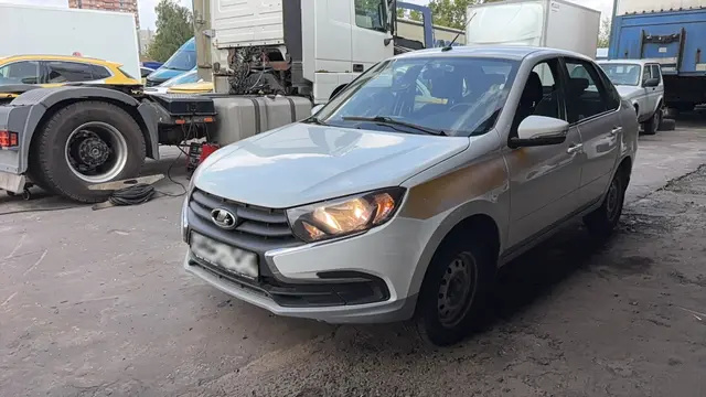 LADA Granta седан