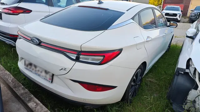 JAC J7, фото 3