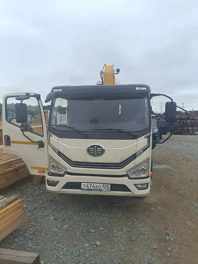 FAW Tiger V 4x2 Бортовой с КМУ