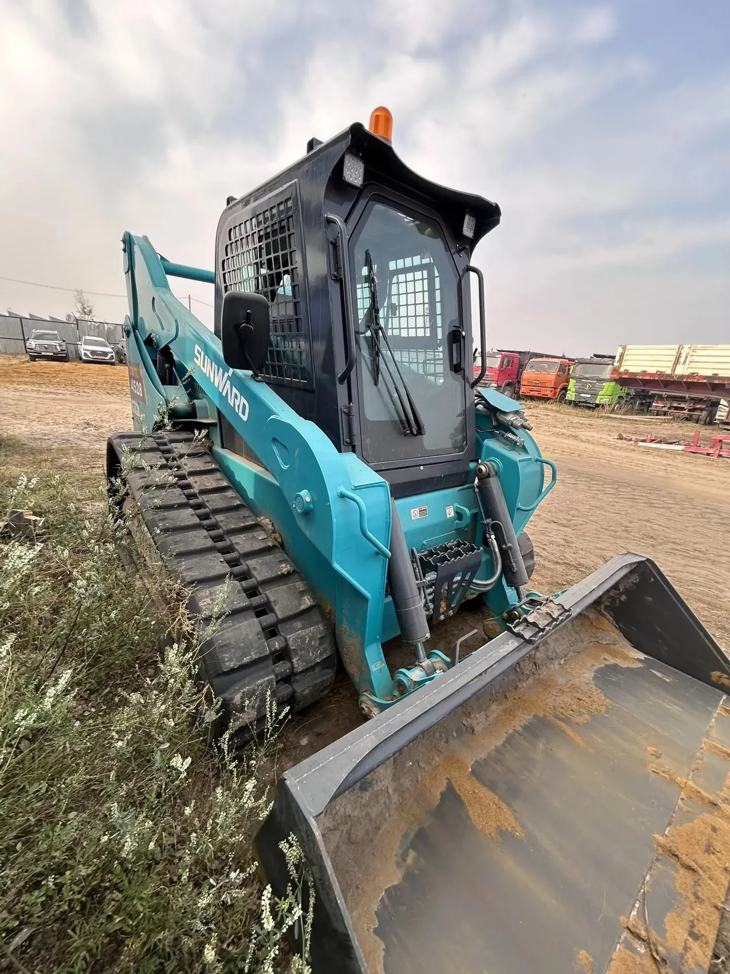 Sunward SWTL4528 Мини погрузчик, фото 2