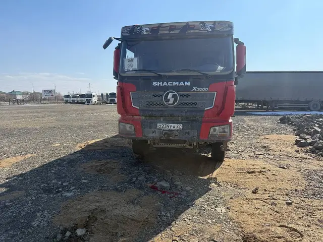 Shacman SX* 8x4 Самосвал