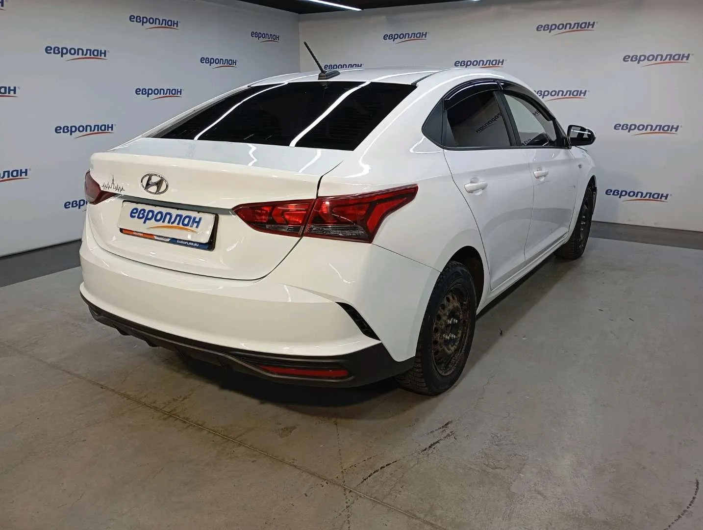 Hyundai Solaris Комфорт 1.6 АТ, фото 3