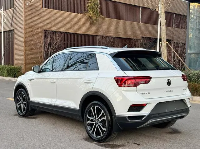 Volkswagen T-Roc 280TSI DSG two-wheel drive Comfort PLUS, фото 2