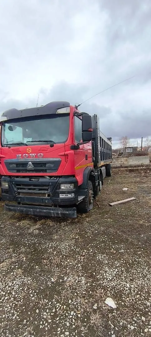 HOWO T5G 8x4 Самосвал, фото 2