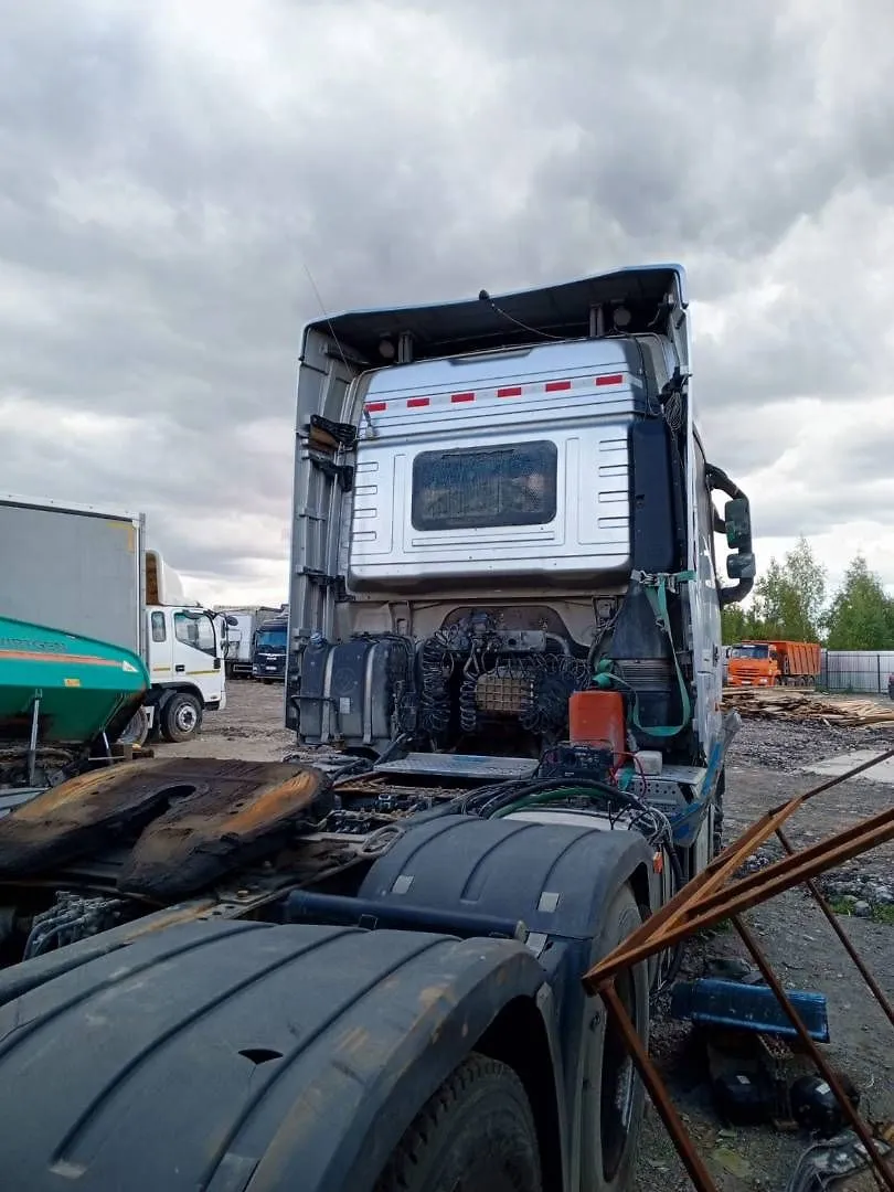 Foton AUMAN Galaxy 6x4 Седельный тягач, фото 5