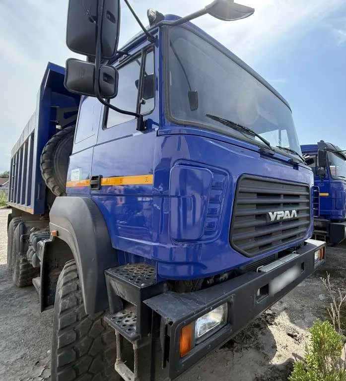 Ural 6370 6x6 Самосвал, фото 2