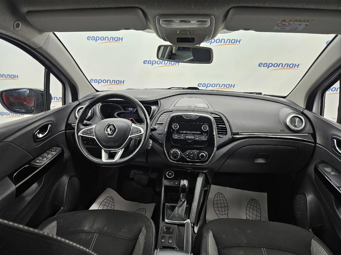 Renault Kaptur Стиль ТСи 150 Вариатор, фото 5