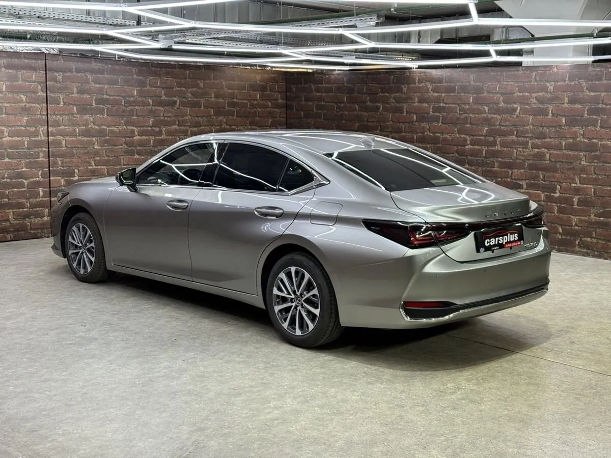 Lexus ES, фото 4