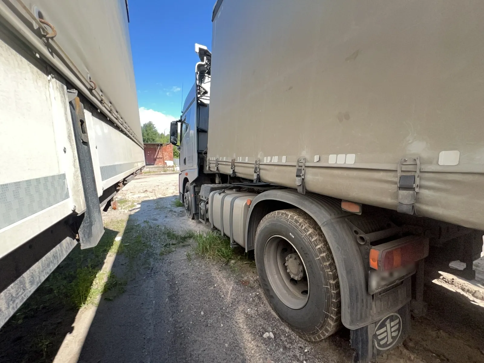 FAW JH6 4x2 Седельный тягач, фото 4