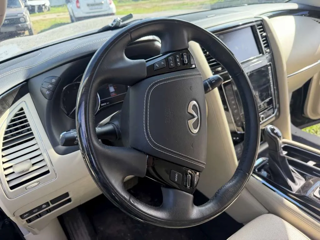 Infiniti QX80, фото 5