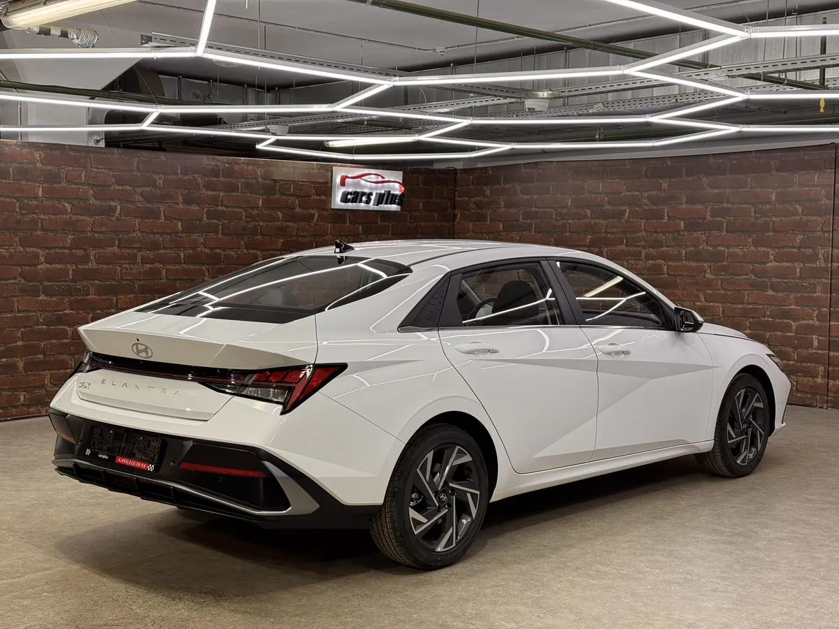 Hyundai Elantra, фото 2
