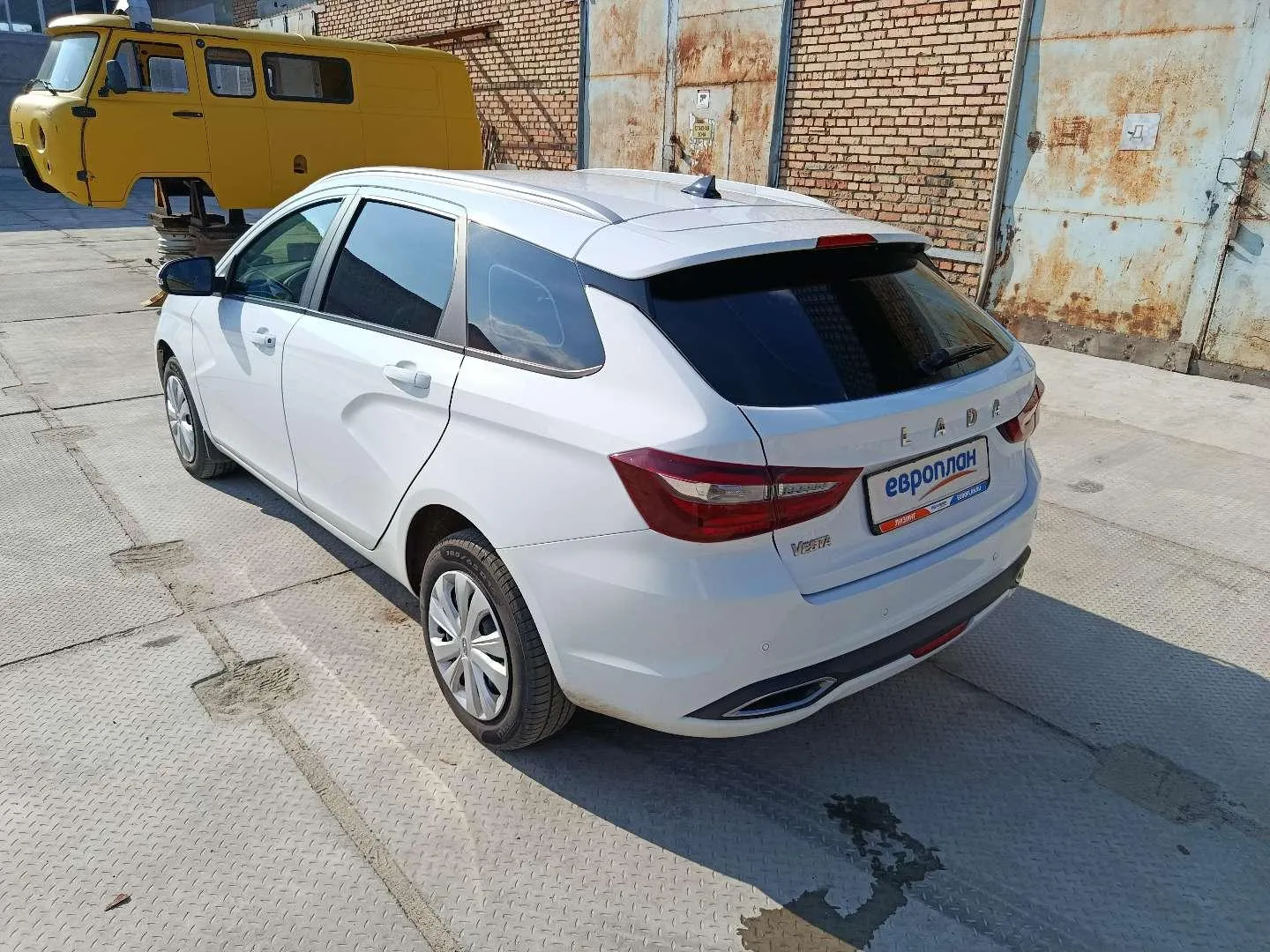 LADA Vesta SW Комфорт 24 1.6 106 л.с. МТ, фото 4