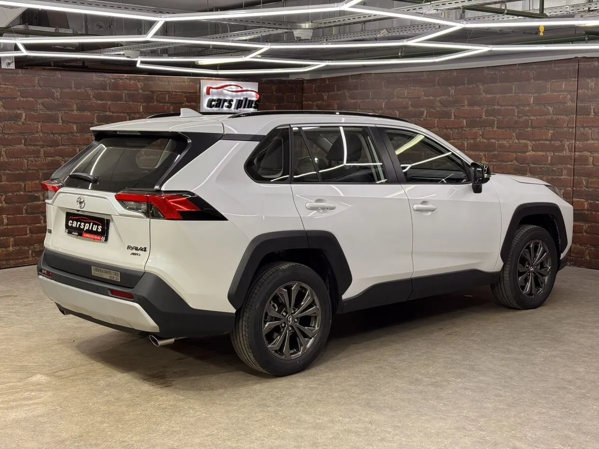 Toyota RAV4, фото 2
