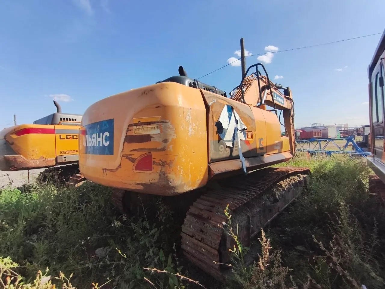 LiuGong CLG933 Экскаватор, фото 3