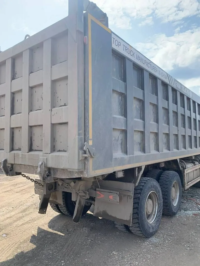 FAW CA 3310 8x4 Самосвал, фото 4