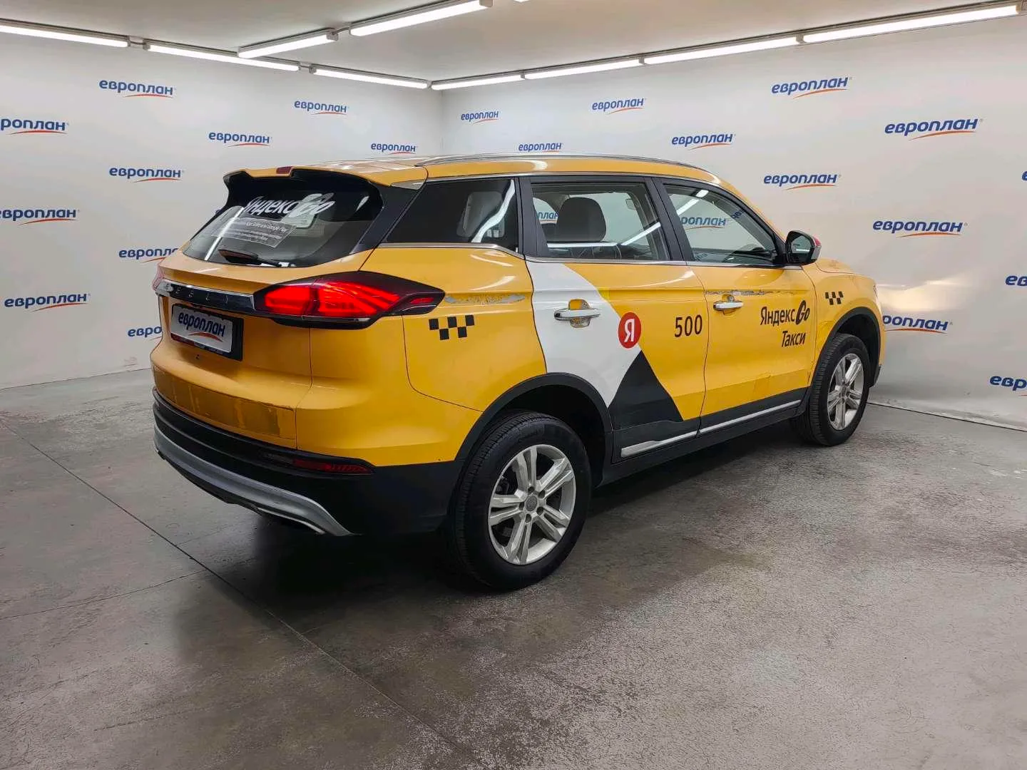 Geely Atlas Pro Комфорт 1.5Т АТ, фото 3