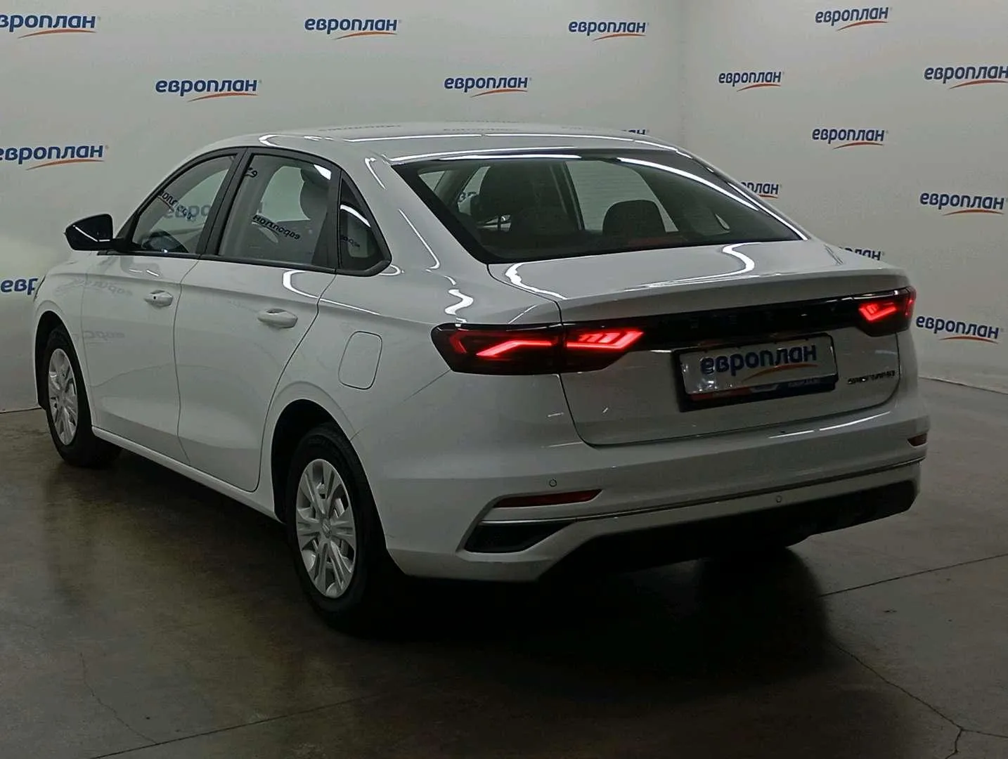 Geely Emgrand Комфорт 1.5 АТ, фото 4