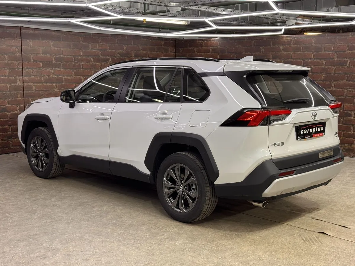Toyota RAV4, фото 4