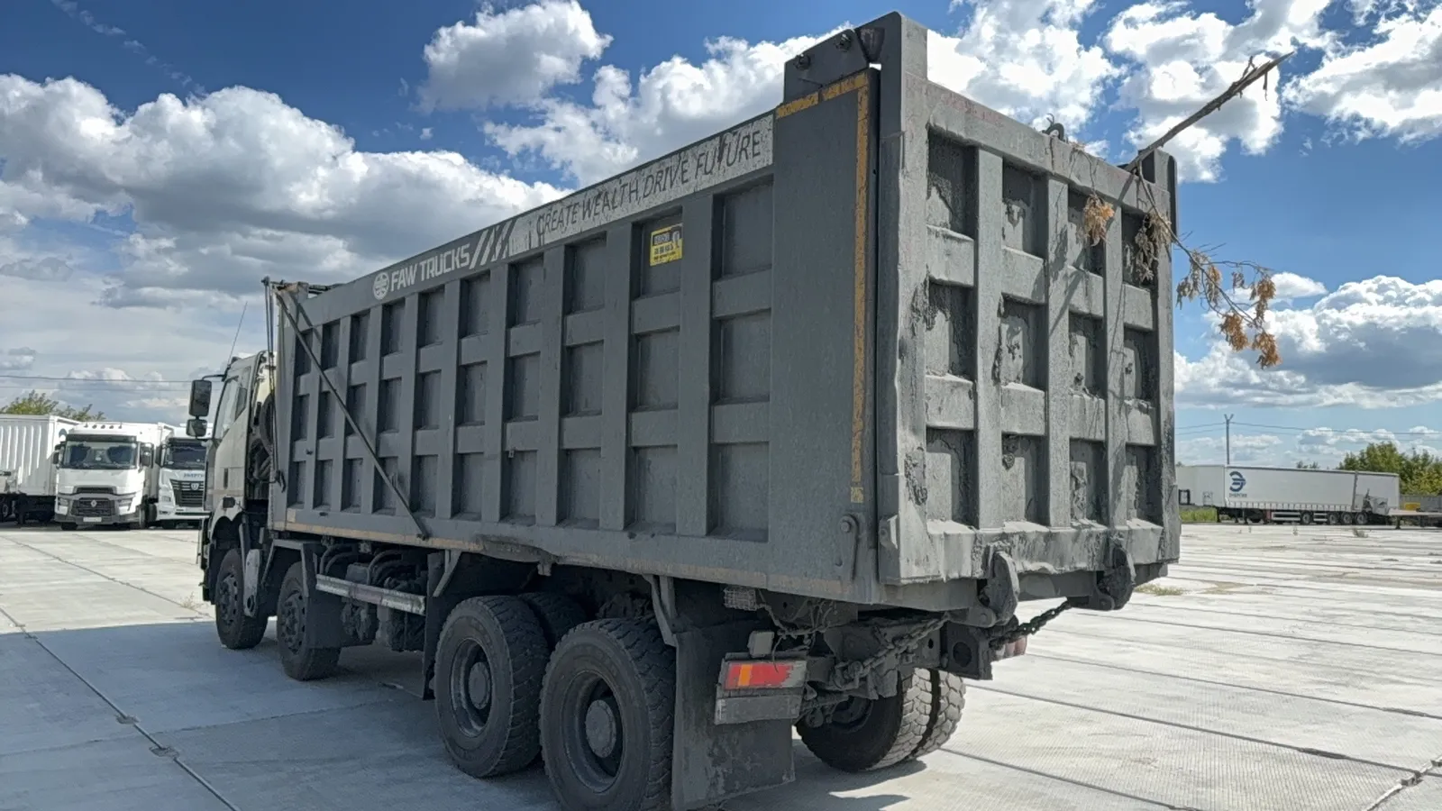 FAW J6 8x4 Самосвал, фото 4