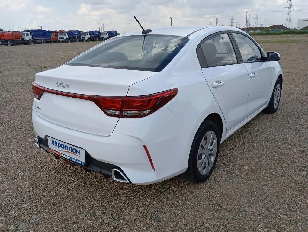 Kia Rio Комфорт 1.6 АТ, фото 3