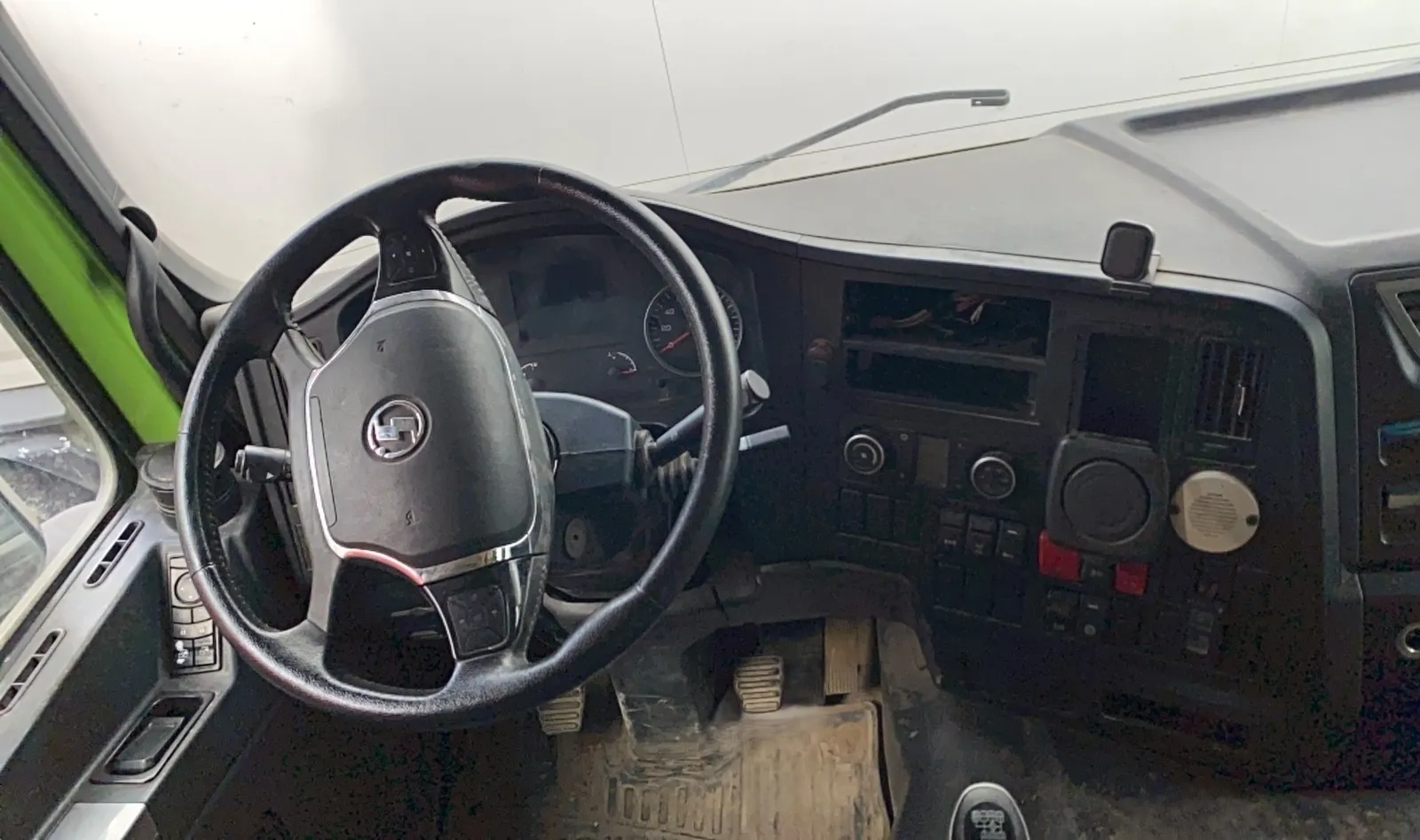 Shacman SX* 8x4 Самосвал, фото 5