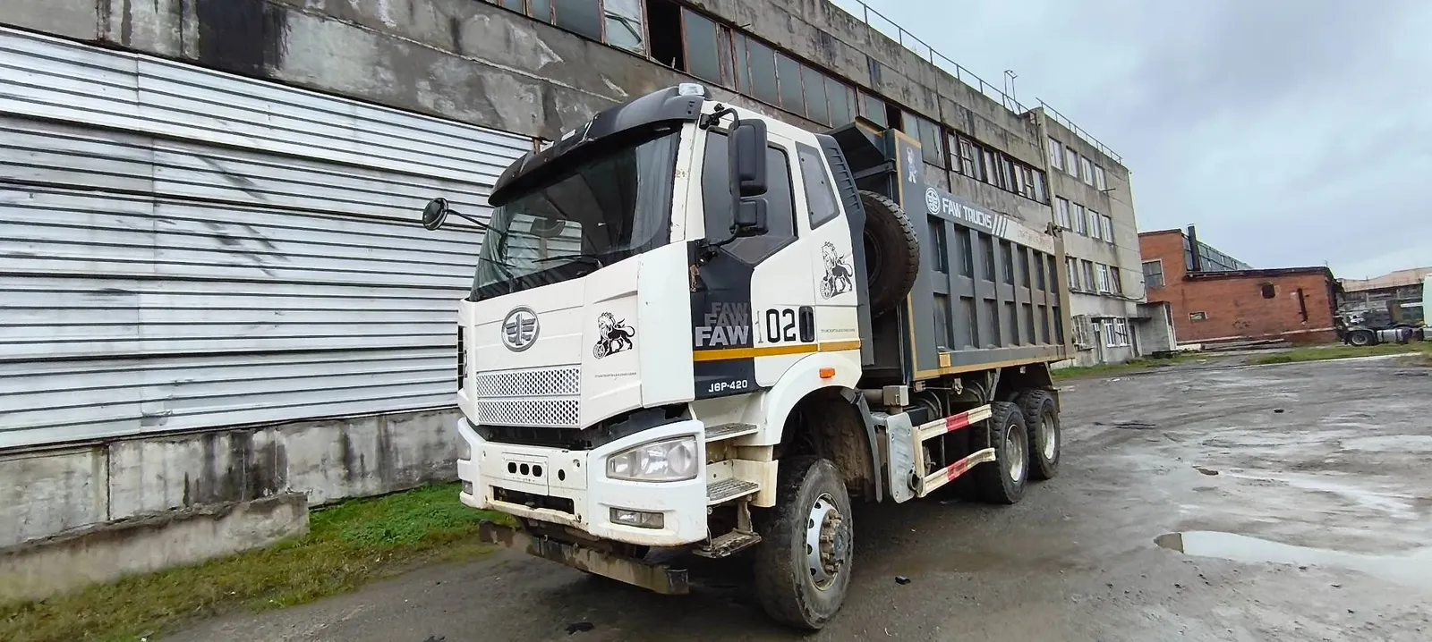 FAW J6 6x6 Самосвал, фото 3